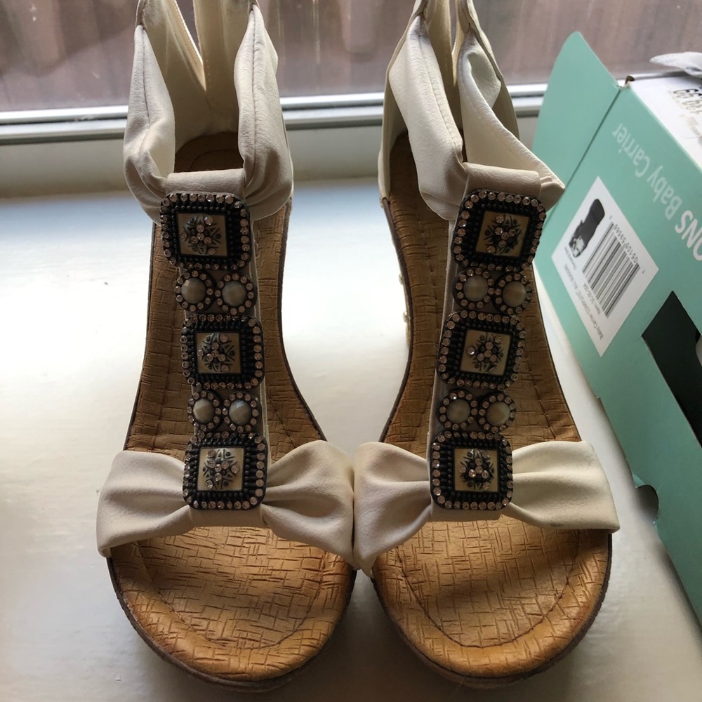 Cork wedges